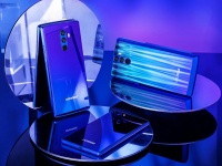 Сумеречные DOOGEE Mix, Mix 2 и BL12000 в цвете Aurora Blue – красивые внутри и снаружи