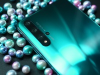 Бренд HONOR объявляет старт продаж HONOR 20 PRO в Украине за 14 999 грн