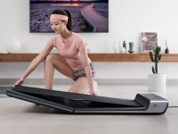 Спортивный тренажер от King Smith - WalkingPad A1 за $399.00: умная, простая в управлении, легкая и надежная дорожка для ходьбы