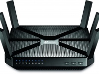 Компания TP-Link начинает продавать в Украине новый 3-диапазонный гигабитный роутер Archer C4000